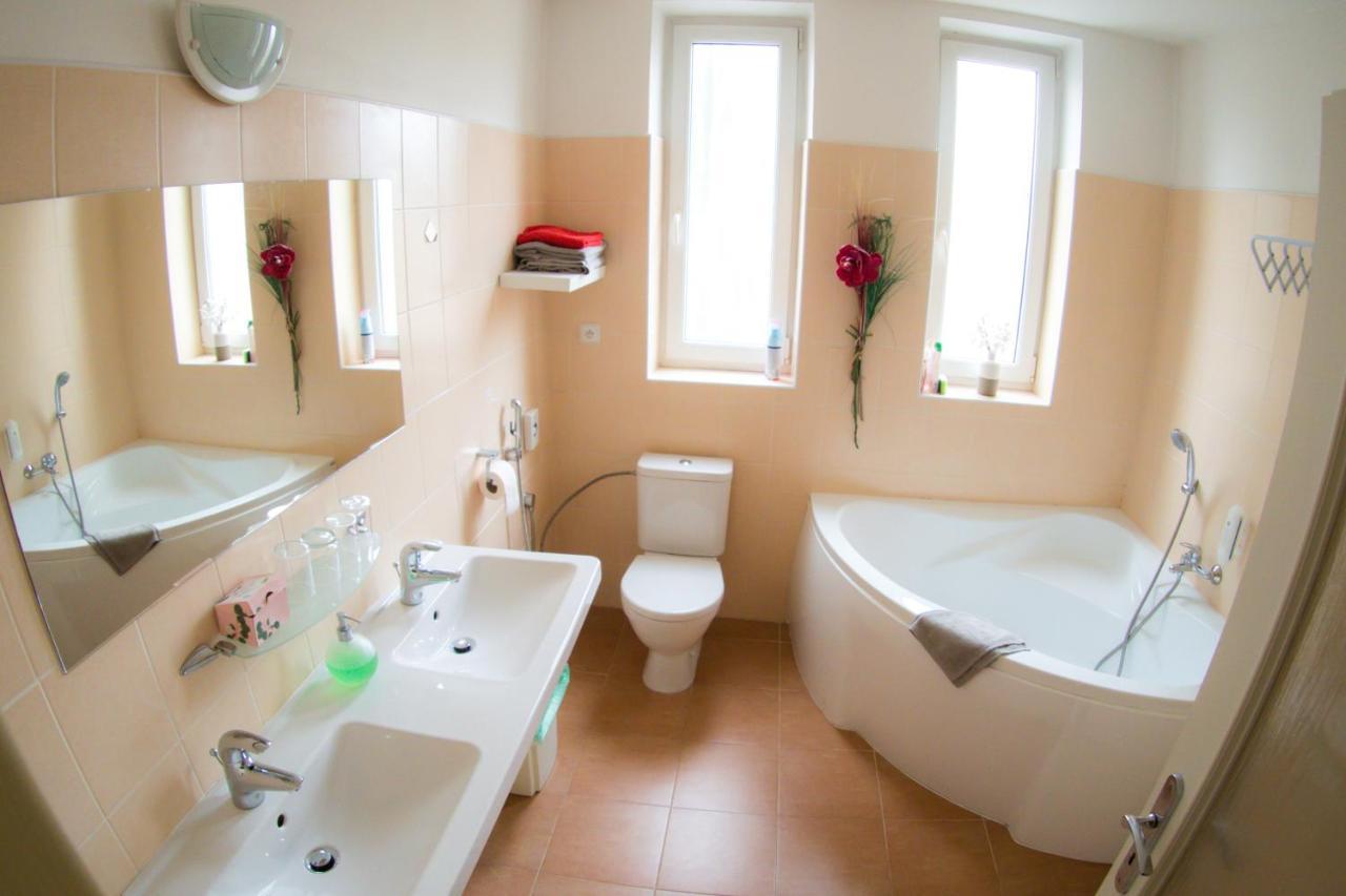 Apartments Radka Třeboň 외부 사진